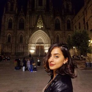 Meet your Posher, Nohemi